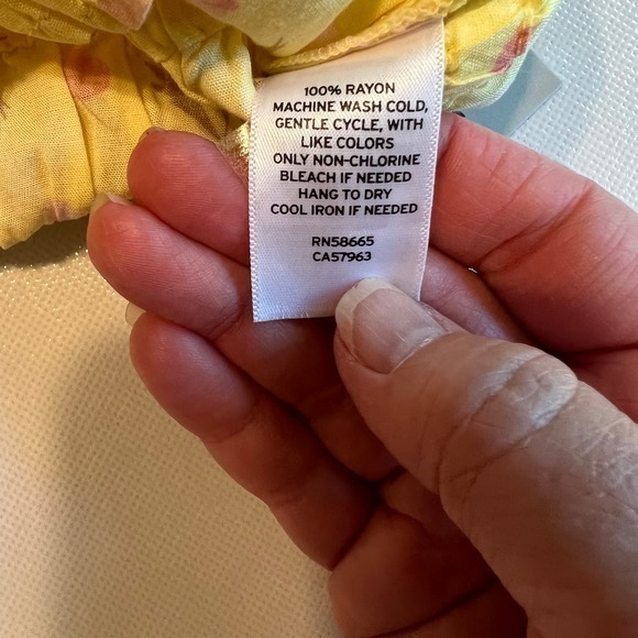 BP Womens One Shoulder Crop Top Yellow Floral Size‎ Small - Picture 3 of 9